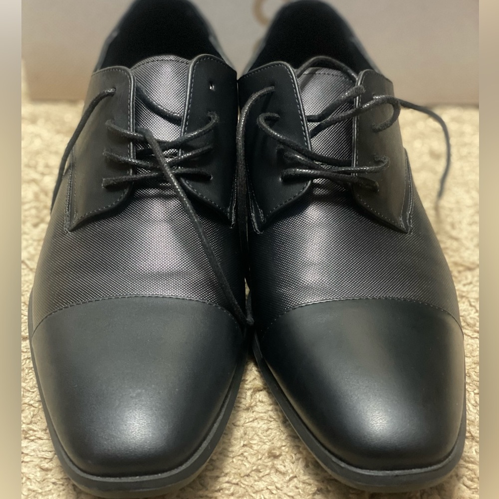 Black dressy shoe 👞